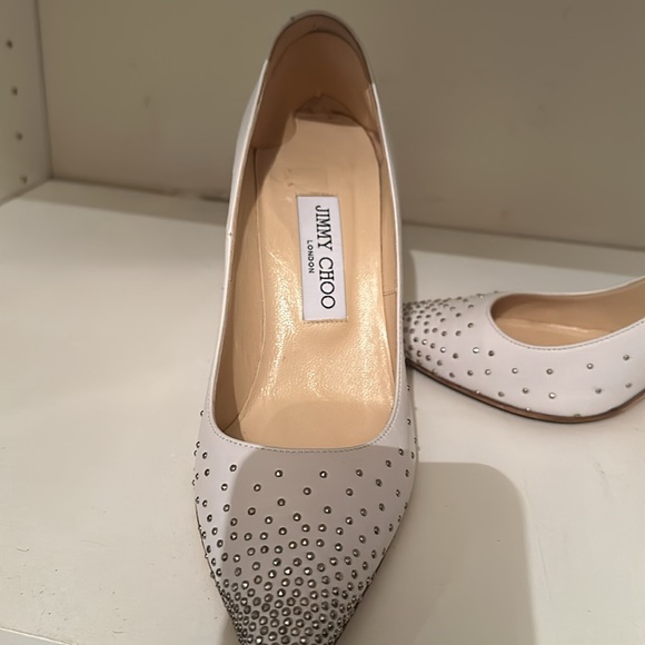 Woman’s authentic designer heels - Picture 2 of 6